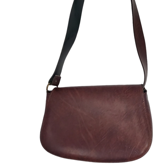 Unique Western Shoulder Bag. - Picture 5 of 10